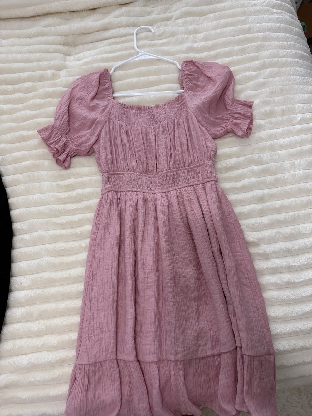 Girls' Pink Puff-Sleeve Smocked Waist Dress